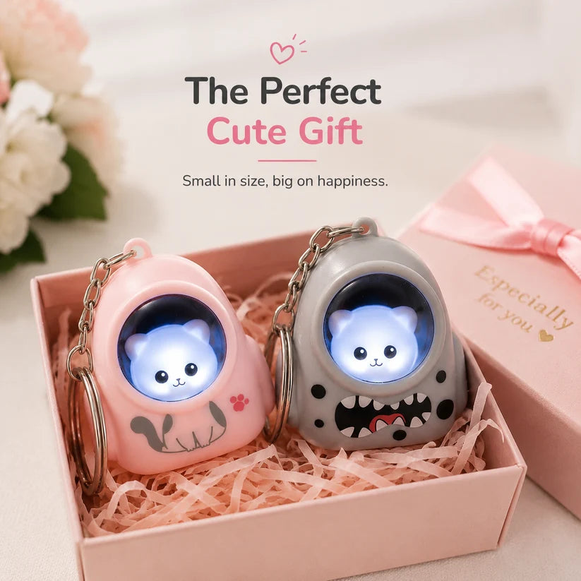Astronaut Kitty Lightup Keychain  – Interactive Mini Companion!