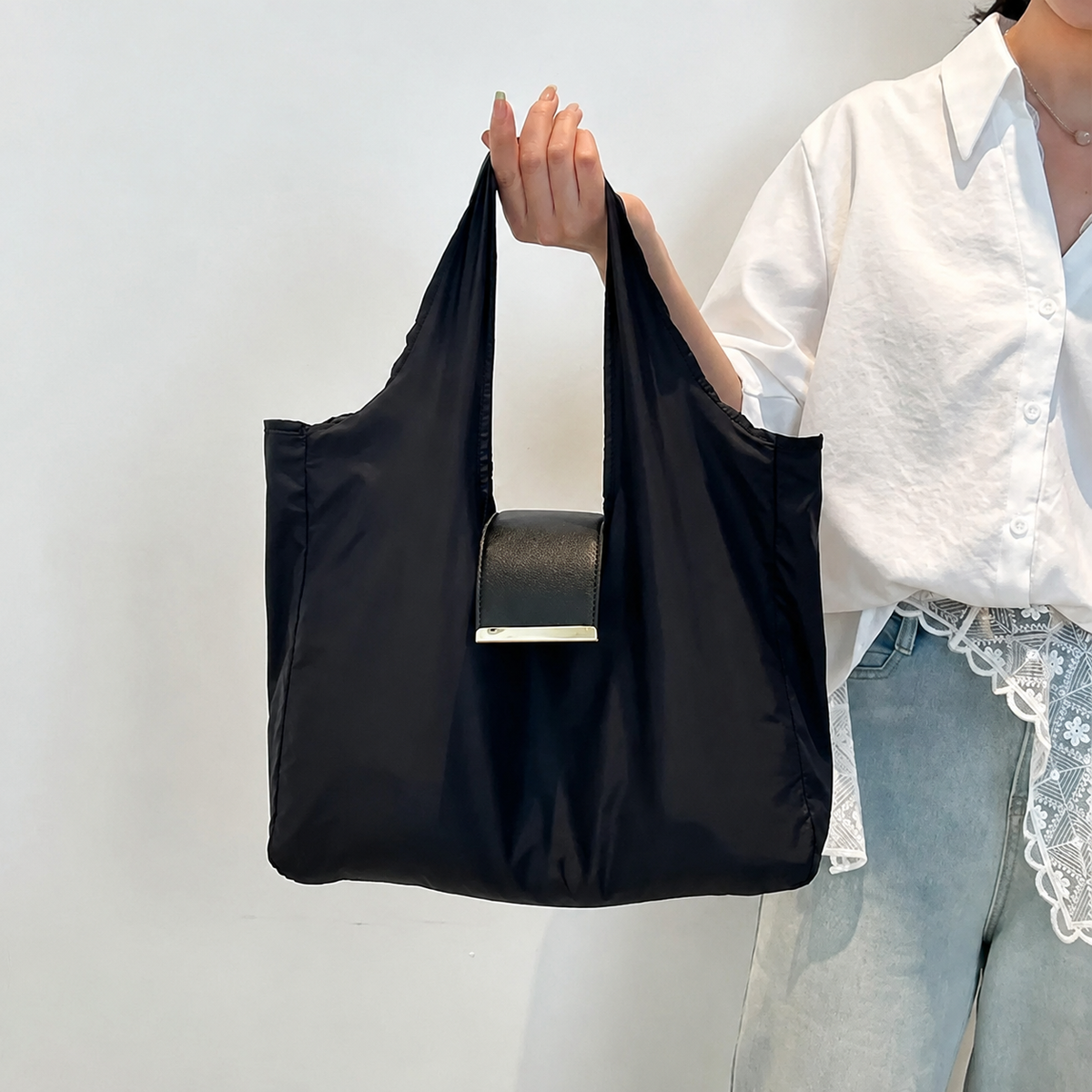 Aesthetic Tote Bag Keychain