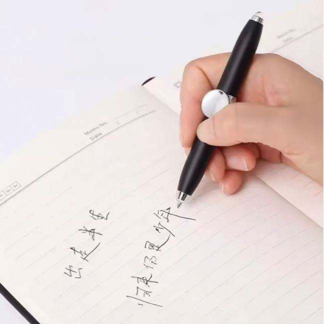 🖊️ Spinning Stress Relief Fidget Pen