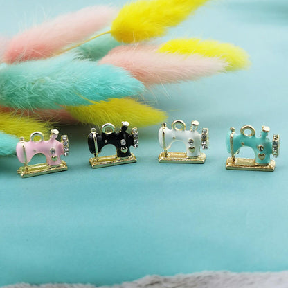 🧵 Sewing Machine Keychain