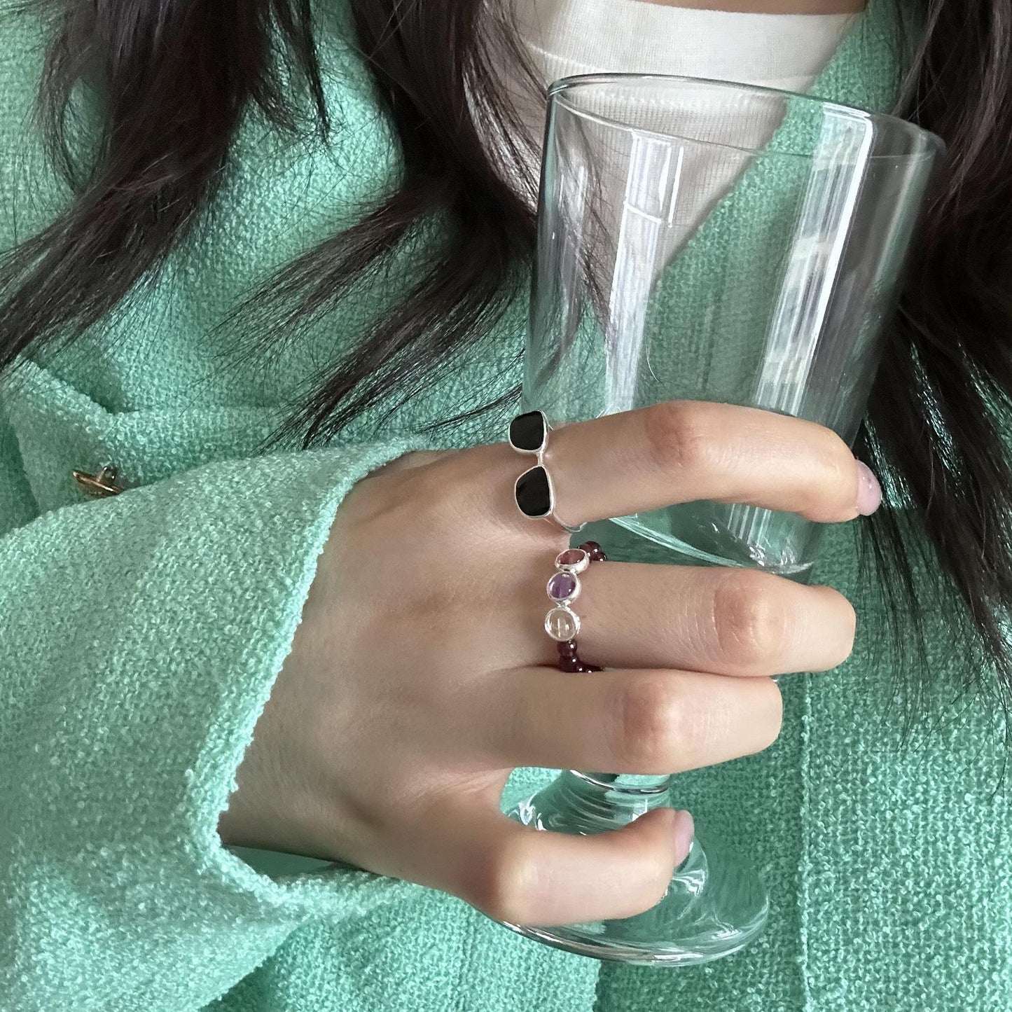 🕶️ Mini Sunglasses Aesthetic Ring
