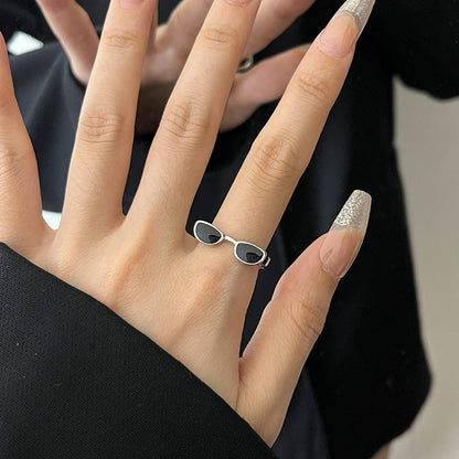 🕶️ Mini Sunglasses Aesthetic Ring