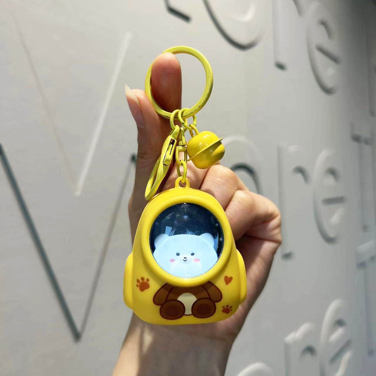 Astronaut Kitty Lightup Keychain  – Interactive Mini Companion!