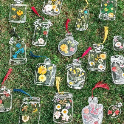 🌸 Aesthetic Transparent Dried Flower Bookmark