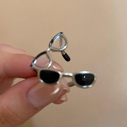 🕶️ Mini Sunglasses Aesthetic Ring