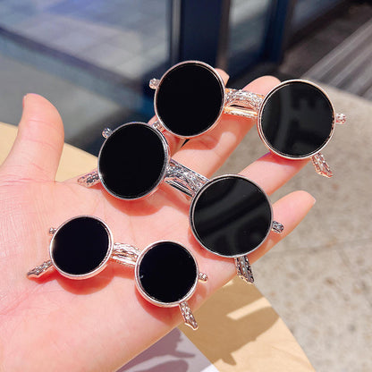 🕶️ Retro Sunglasses Hair Clip