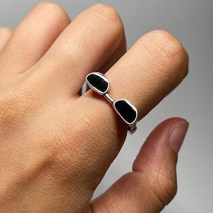 🕶️ Mini Sunglasses Aesthetic Ring